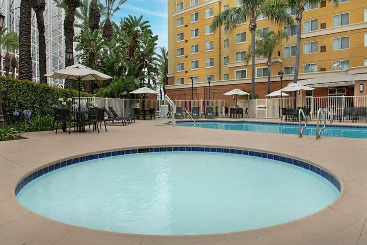 Pool 18 of 40