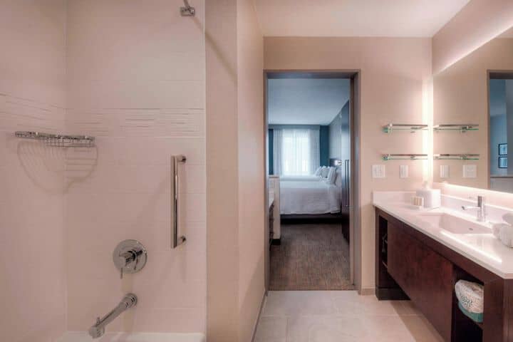 Room 52 of 87