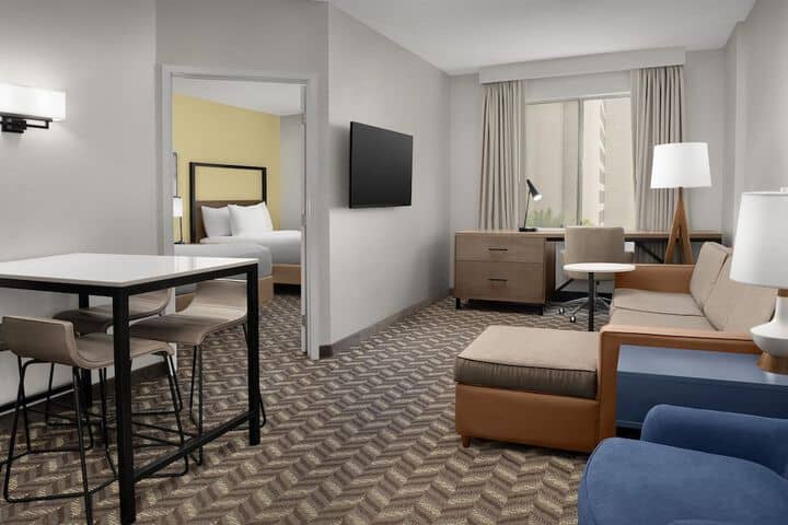 Room 7 of 40