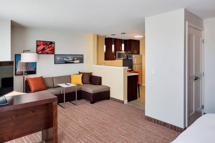 Room 14 of 31