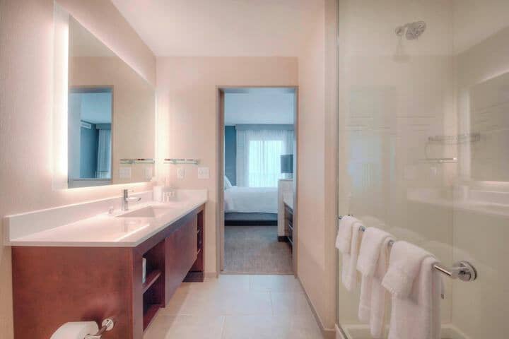 Room 46 of 87