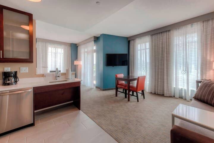 Room 21 of 87