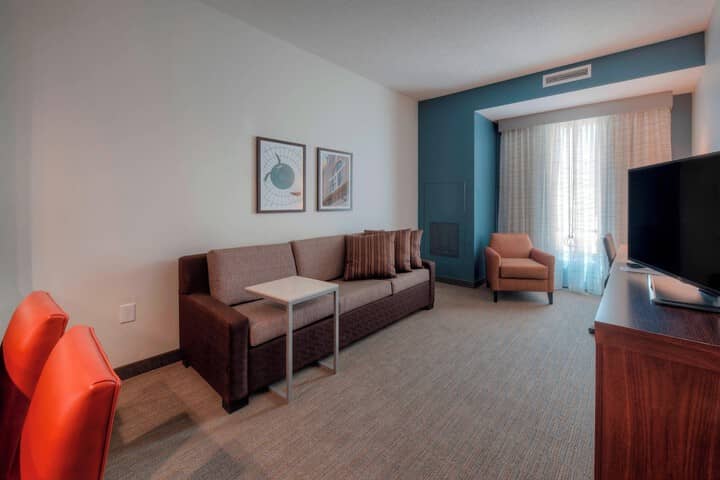Room 34 of 87