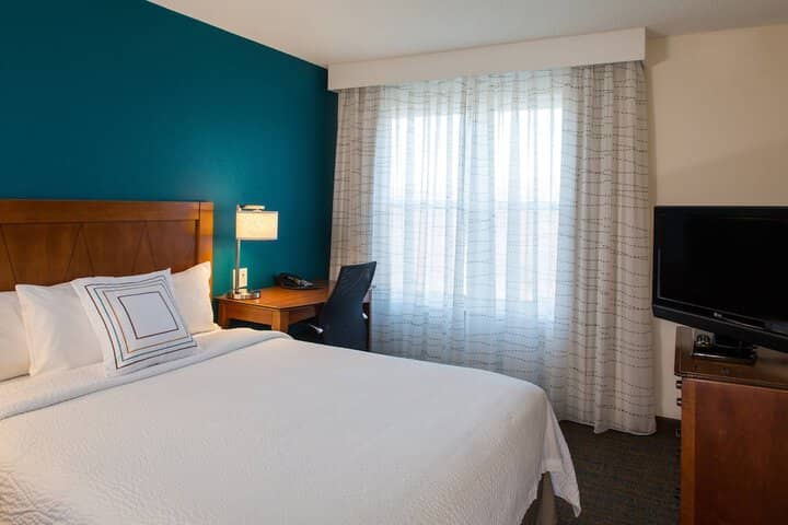 Room 5 of 25