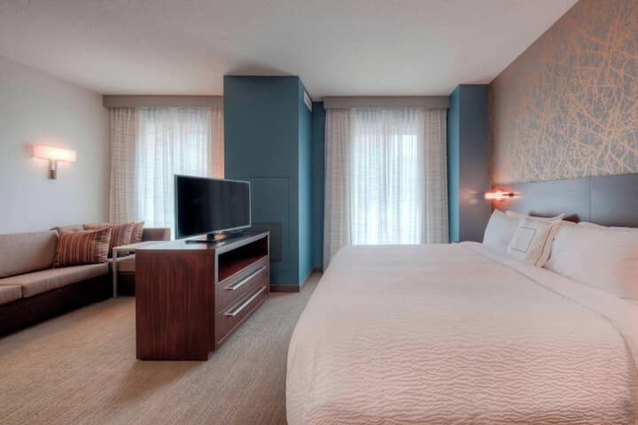 Room 12 of 87